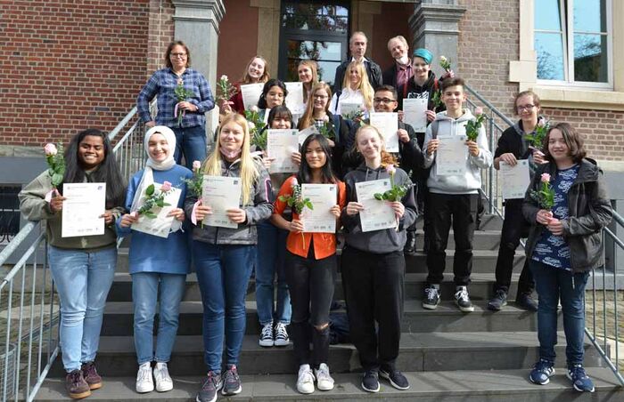 Schüler mit Cambridge Certificate